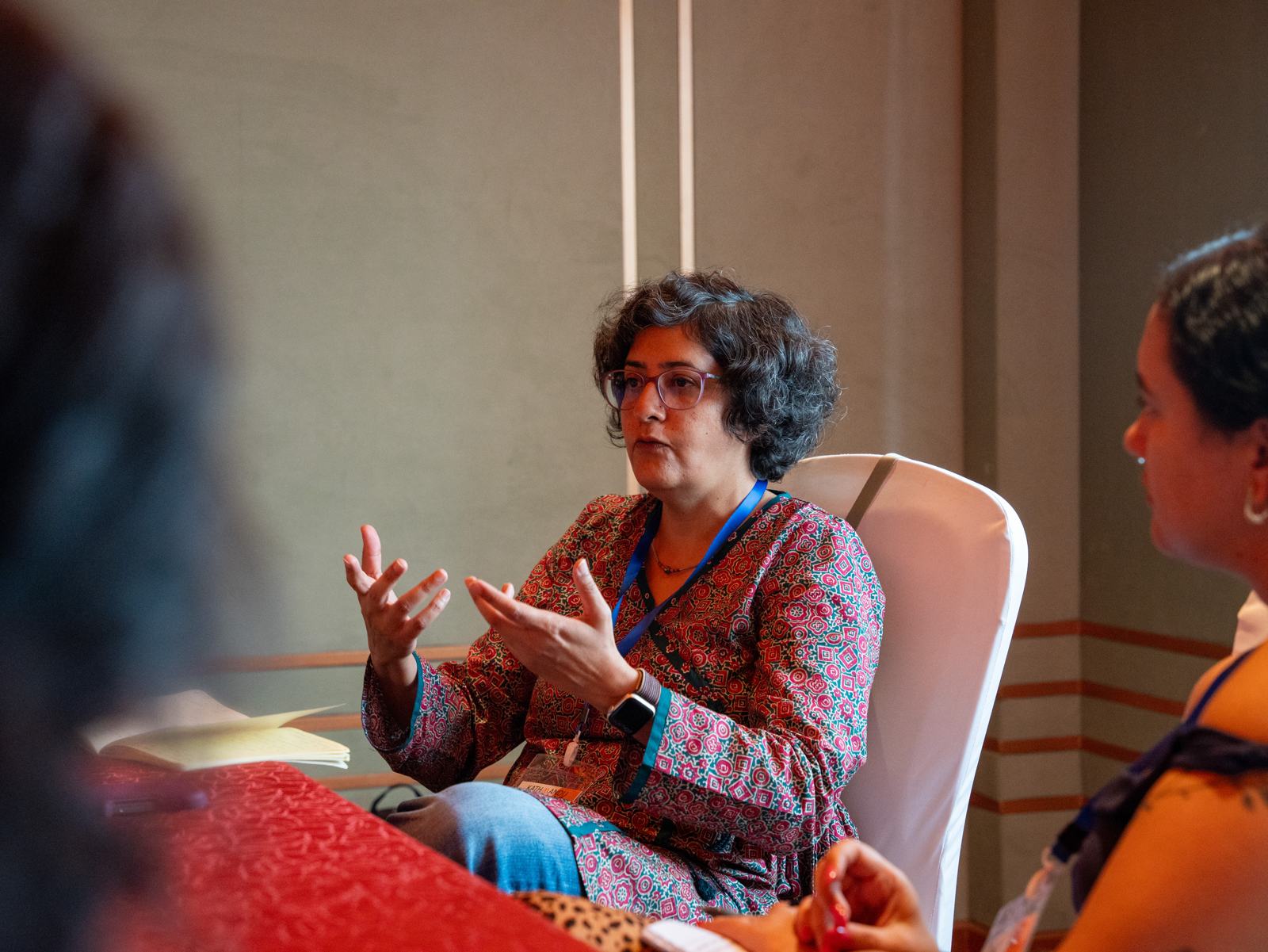 Mentor Rintu Thomas in a group session, 2025